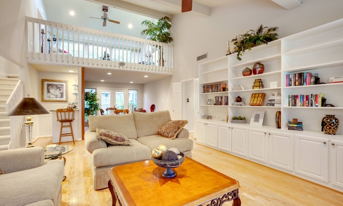 Grogan's Mill Cottage | Serene + Spacious Spring Home w/Forest Views!