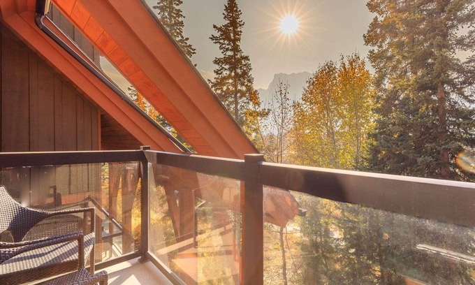 Canmore Condo | "Serene Spruce" at Solara Resort