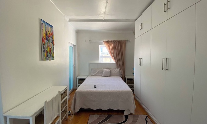 Parow North House | Serene Stay in Parow North