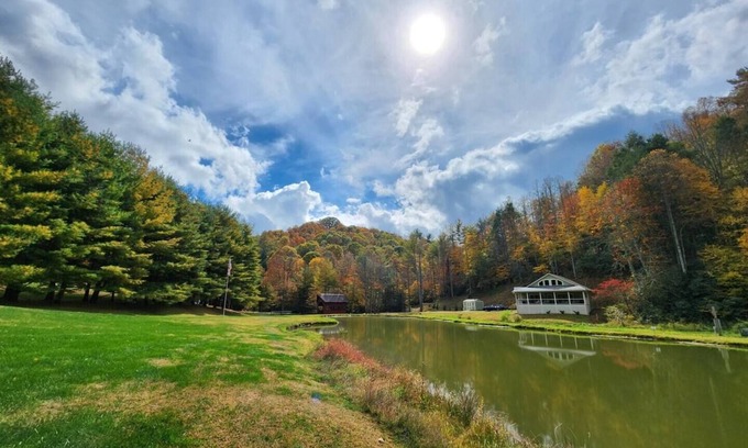 Hampton Cabin | Serene TN mountain getaway nestled on 17 private acres of majestic Appalachian Mountains.