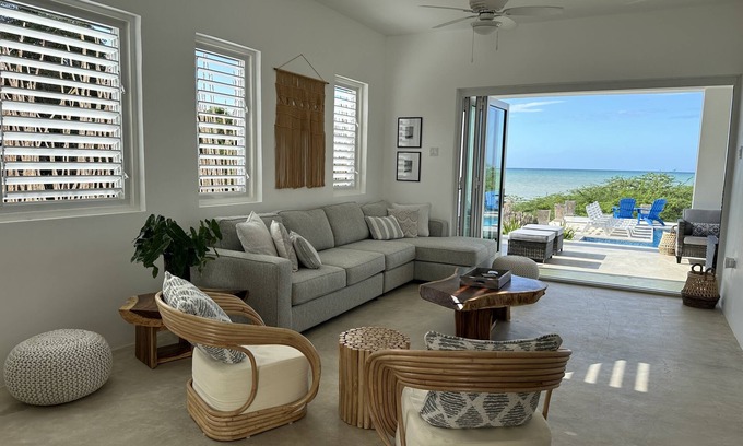 Treasure Beach Villa | Serene Villa on the Beach with Pool & Ocean views
