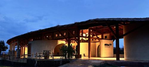Serengeti National Park Hotel | Serengeti Ark Safari Lodge - Kogatende