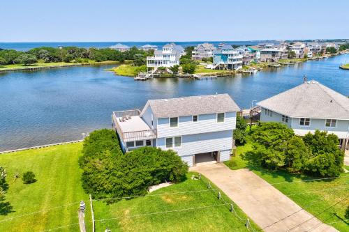 Brigands' Bay House | Serenity #294-F