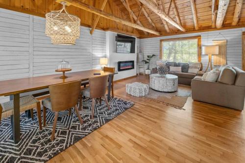 Indian Point House | Serenity - 60 Ridge Lane
