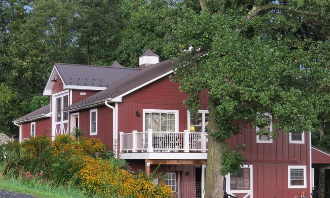 Sperryville House | Serenity and Adventure on Historic Blue Ridge Farm