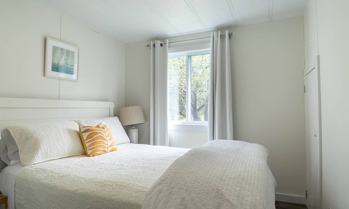 St. Andrews Cottage | Serenity by the Sea - On the Bay of Fundy