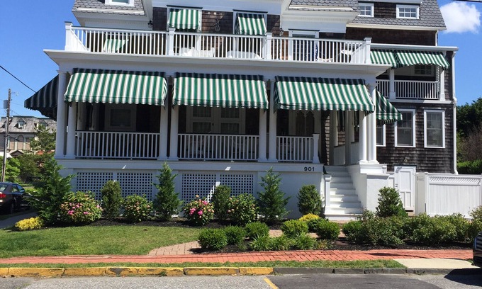 Cape May Condo | Serenity by the Sea - Sleeps 8 - 1 block from the beach!