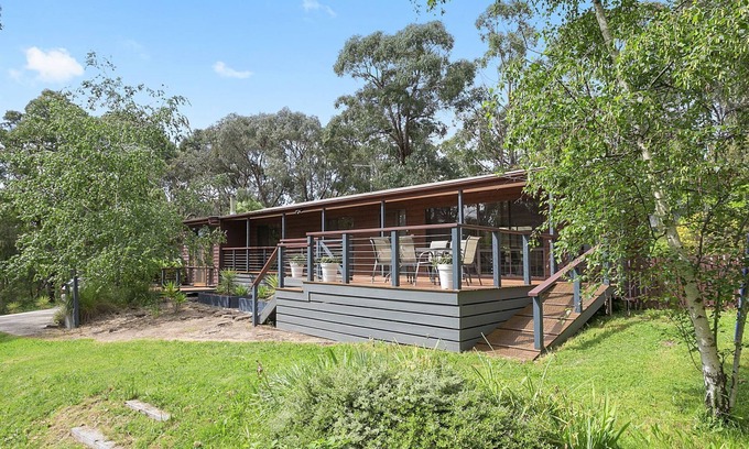 Daylesford House | Serenity@ Daylesford - wood-fire - aircon - wifi - Netflix