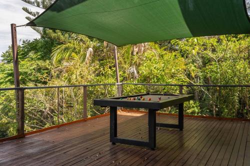 North Tamborine Villa | Serenity - Gold Coast hinterland getaway for a couple, family or group