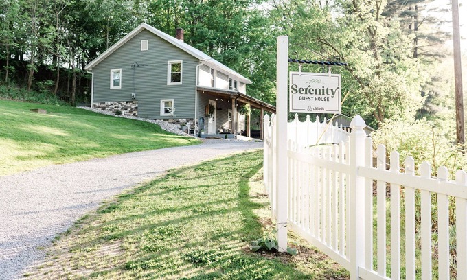 Millersburg Cottage | Serenity Guest House