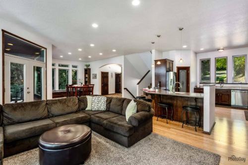 Dunes City House | Serenity lake house