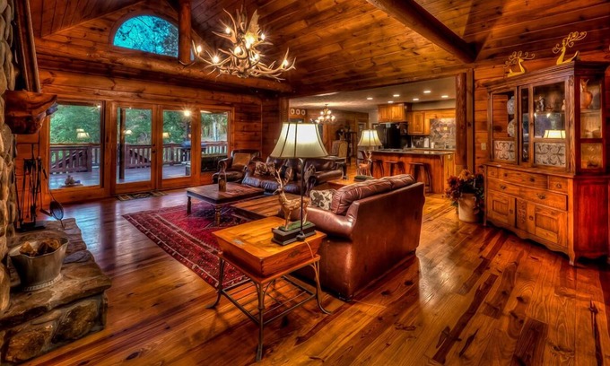 Ellijay Cabin | Serenity Lodge and Stable- 6 Bedrooms | Hot Tub | Expansive Outdoor Area