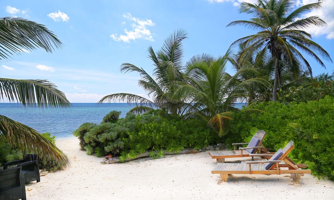 Bodden Town Villa | Serenity Sands is perfect for friends travelling together or a 2 couples!