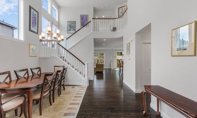 Kenmore House | Serenity Shores in Kenmore