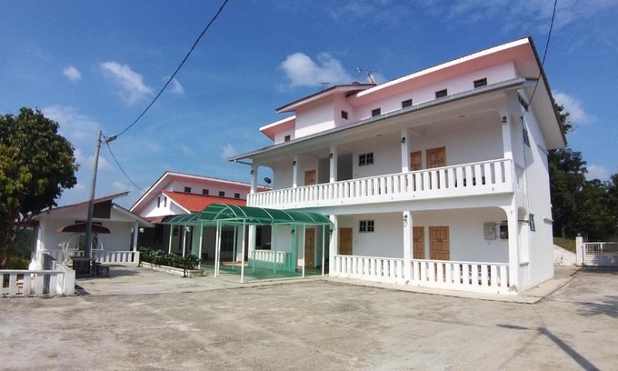 Sepang House | Seri Dusun Sepang Homestay & Event Space