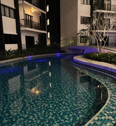 Jenjarom Apartment | Seruang Cozy Stay