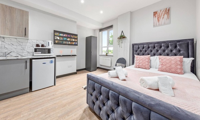 Sydenham Apartment | Serviced Ensuite Room Studio Sydenham London SE26