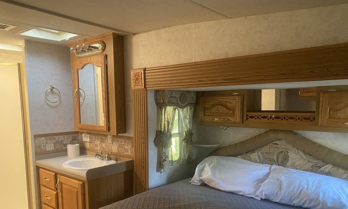 Ester House | Set in Historic Gold Rush town