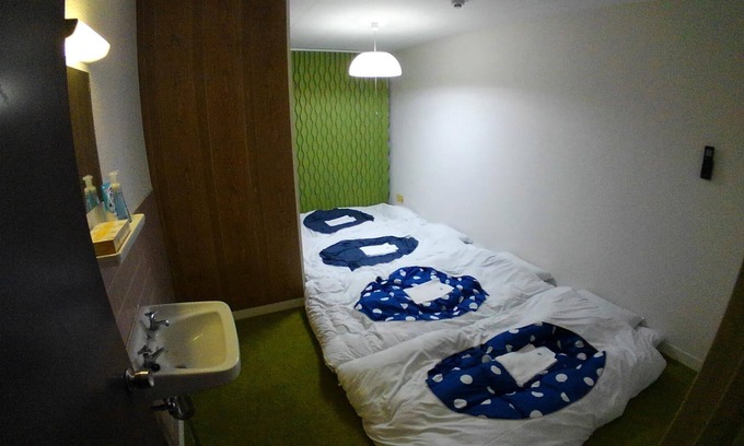 Nishinomaru Cho House | Setouchi Triennale Hotel 302 In Praise of Shadows / Takamatsu Kagawa
