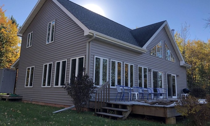 La Pointe House | Seven Hearts - Family Home with Guest House and Lake Superior Access!