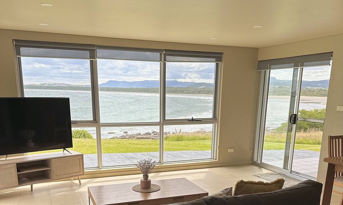 Gerroa House | Seven Mile Beach Retreat