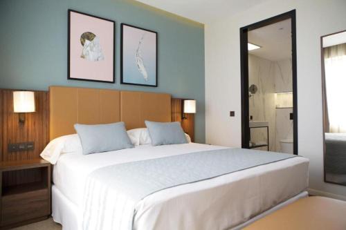 Northeast Miami Hotel | Seven Seas hotel