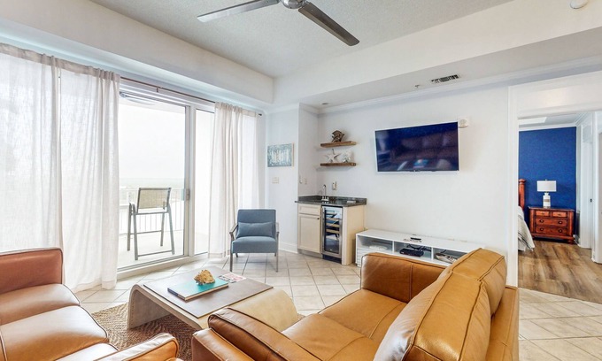 Orange Beach Condo | Seventh-Floor Condo with Free WiFi, Bay Views, Shared Outdoor Pool, Hot Tub, Gym