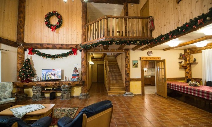 Mykulychyn Villa | Seventh Heaven