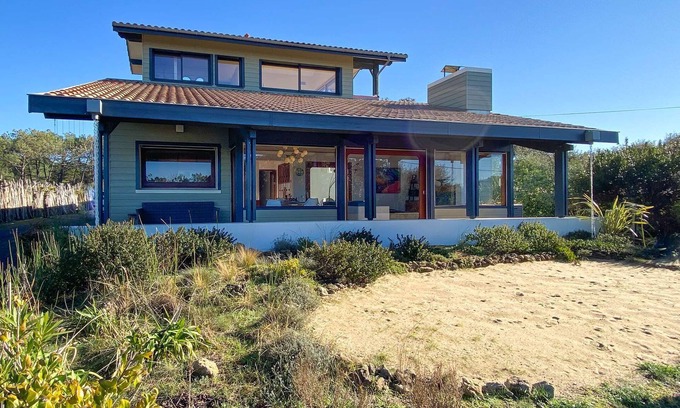 Soorts-Hossegor House | SEVENTIES, Villa for 10 people, swimming pool, 200m away from the beach