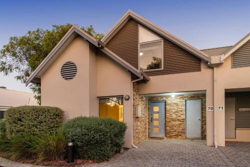 Broadwater Villa | Seventy at Cape View Resort