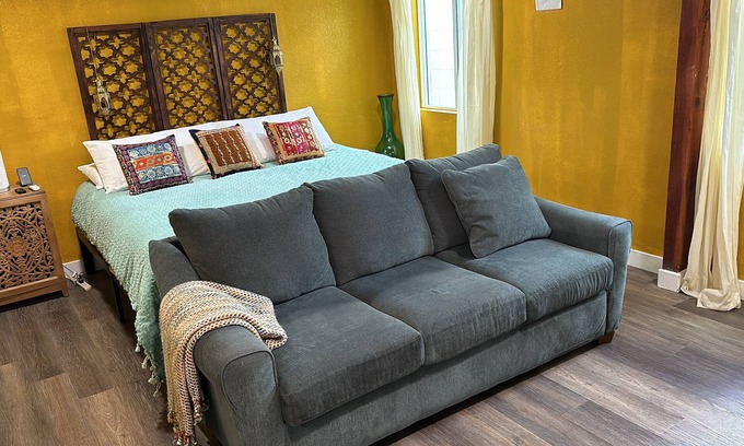 Peters View Apartment | SEVILLA - Lux Suite in Biltmorenn