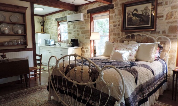 Mountain Home House | Sewell Suite | Pet-friendly | Relaxing