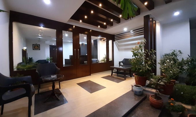 Sector 70 Hotel | Shacon Suites