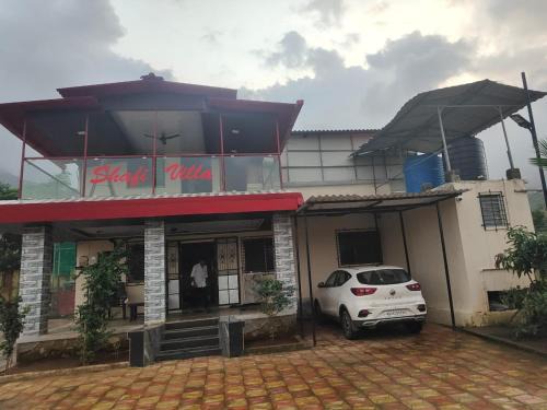 Karjat Villa | Shafi Villa