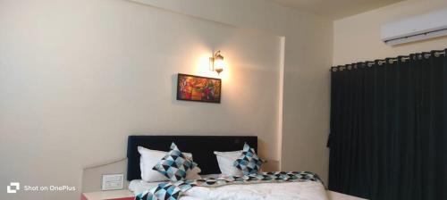 Nathdwara Hotel | Shahi Palace Hotel