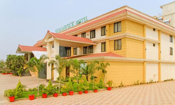 Raipur Hotel | Shamrock Greens by Jardin Hotels