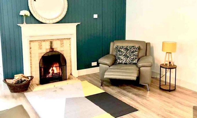 Killarney House | Shangri La - Spacious Killarney Town House