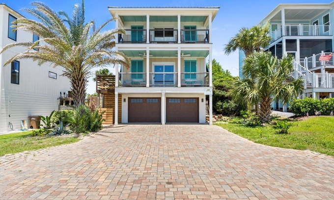 Port St. Joe House | Shangri-La - St Joe Beach, Pet Friendly, Unobstructed Gulf View, Sleeps 7