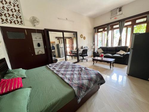 Charbagh House | Shani Nilyam House