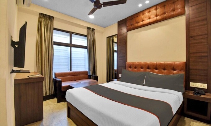 Kolkata House | Shankar Guest House