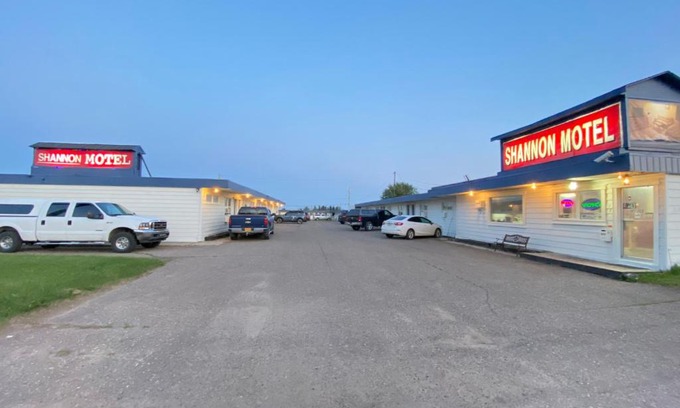 Fort Nelson Hotel | Shannon Motel