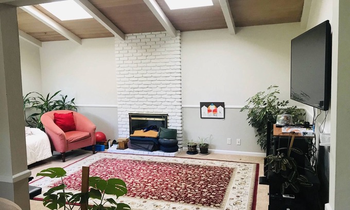 Pleasanton House | Share clean 4BR.3BA home in a Tranquil Vintage Hills neighborhood of Pleasanton