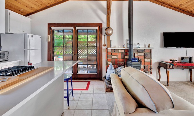 San Luis Obispo House | SHARI'S PLACE - UNEXPECTED CHARM; STAND-ALONE COTTAGE