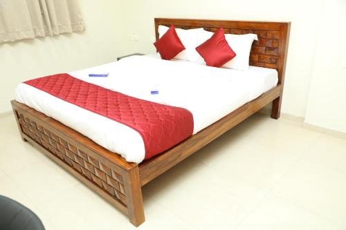 Oragadam Hotel | Shastik Residency