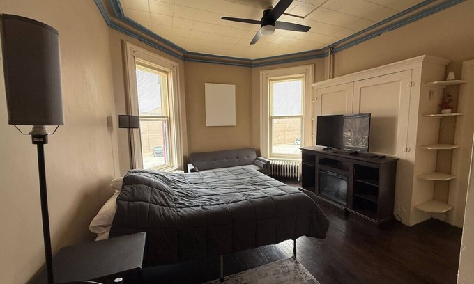 Bay City Apartment | Shearer Historical House #4