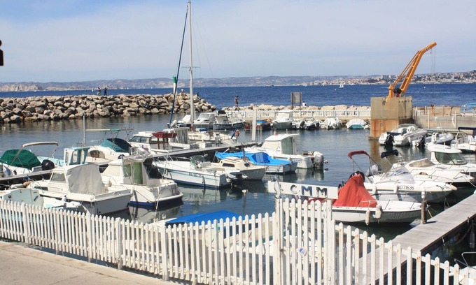 Montredon Apartment | Shed the waterfront