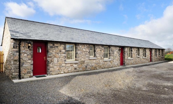 Donore House | Sheephouse Country Courtyard