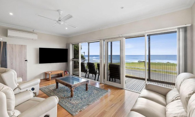 Lorne House | Shelly Beach House