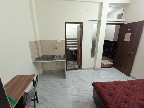 Rau Hostel | Shelter Inn By Swastik