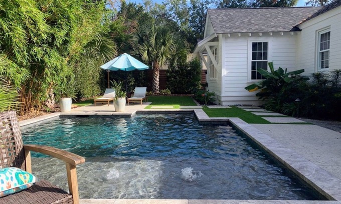 Old Village House | Shem Creek Bungalow with POOL!!!